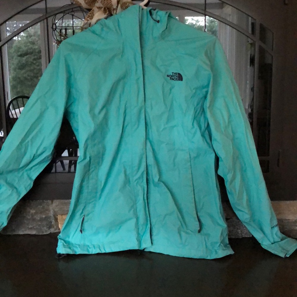 Women’s North face rain jacket